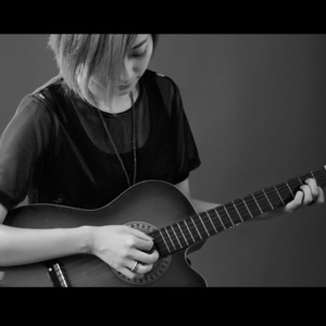 曲肖冰